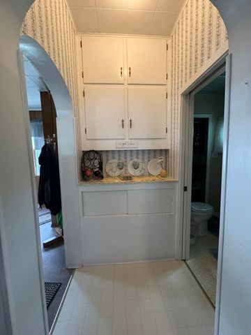 401 W 10th Street, Sterling, IL 61081