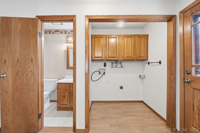 518 Fox Run Court, Mannford, OK 74044