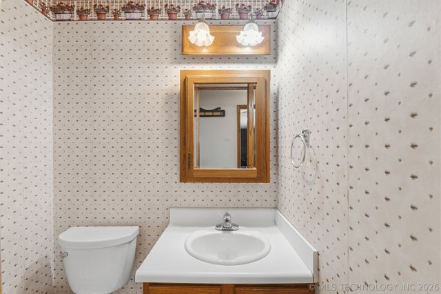 518 Fox Run Court, Mannford, OK 74044