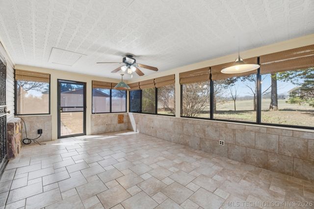 518 Fox Run Court, Mannford, OK 74044