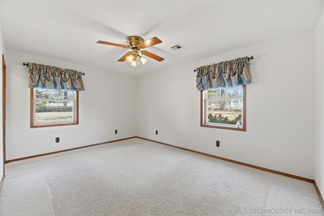 518 Fox Run Court, Mannford, OK 74044