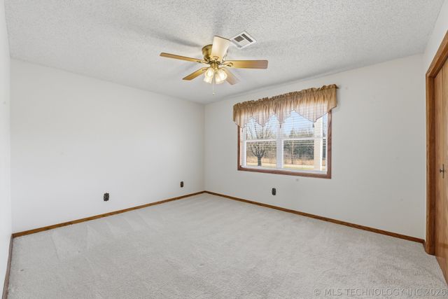 518 Fox Run Court, Mannford, OK 74044