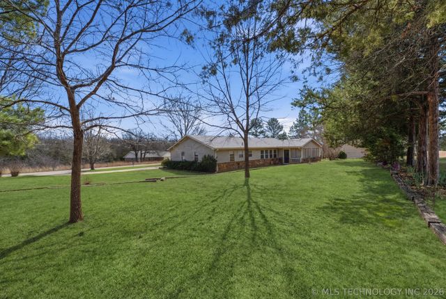 518 Fox Run Court, Mannford, OK 74044