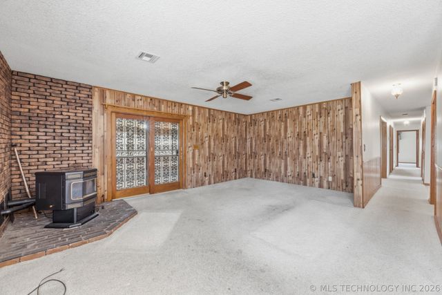 518 Fox Run Court, Mannford, OK 74044