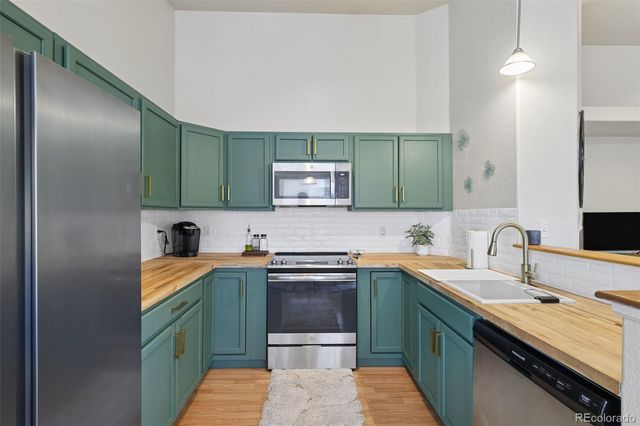 3850 Strawberry Field Grove F, Colorado Springs, CO 80906