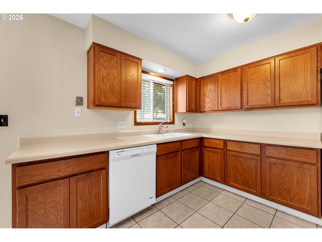4201 Ne MORROW Rd, Vancouver, WA 98682