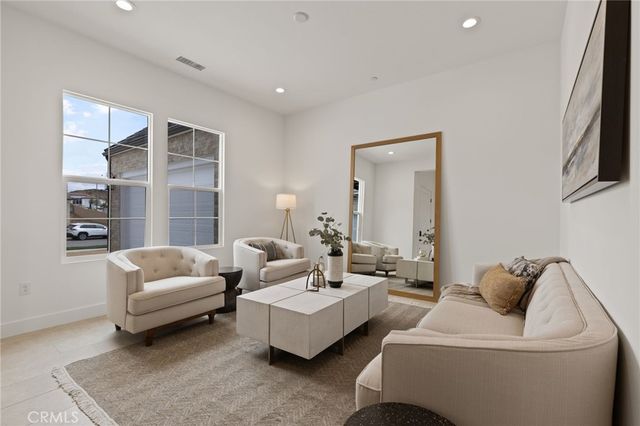 30041 N Avenida Sierra Madre, Valencia, CA 91354