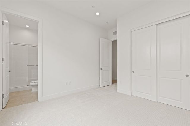 30041 N Avenida Sierra Madre, Valencia, CA 91354