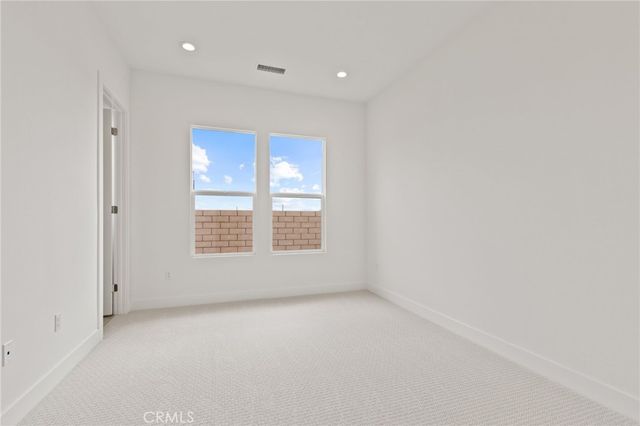 30041 N Avenida Sierra Madre, Valencia, CA 91354