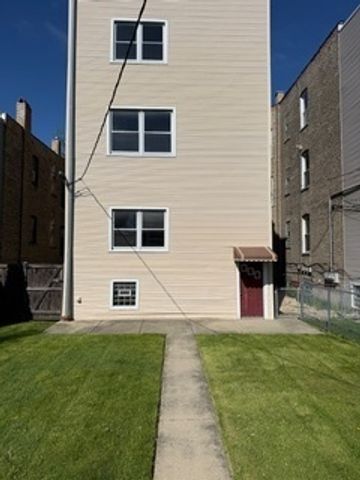 2529 N Kimball Avenue, Chicago, IL 60647