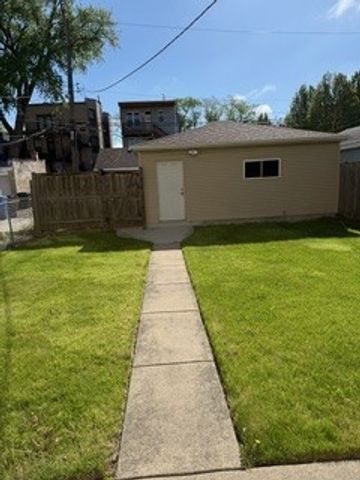 2529 N Kimball Avenue, Chicago, IL 60647