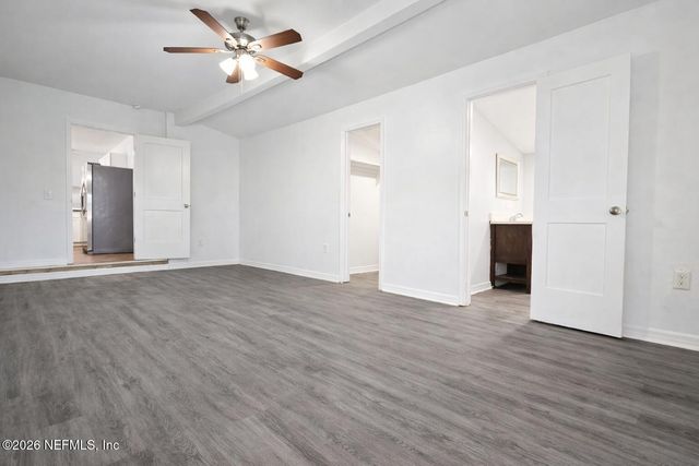 8726 MONROE Avenue, Jacksonville, FL 32208