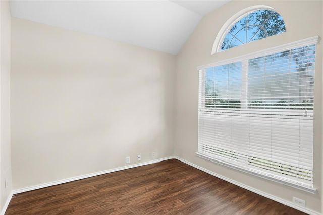 2718 Darby Brook Drive, Fresno, TX 77545