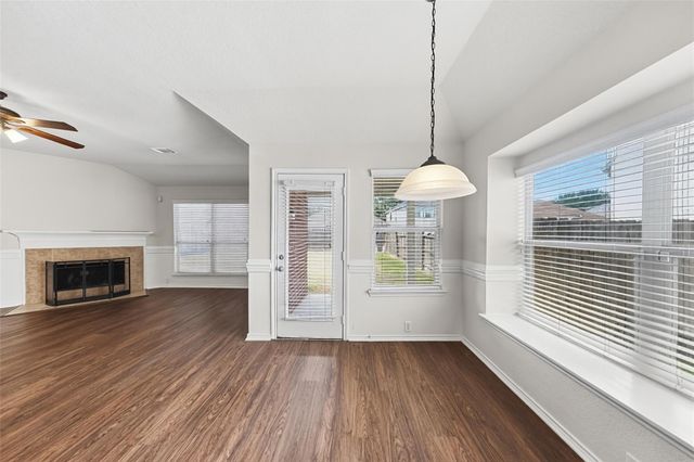 2718 Darby Brook Drive, Fresno, TX 77545