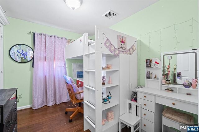 403 Hazlitt Avenue, Leonia, NJ 07605