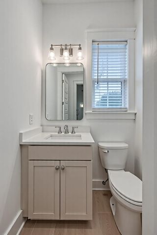 1032 Avenue Of Oaks, Charleston, SC 29407