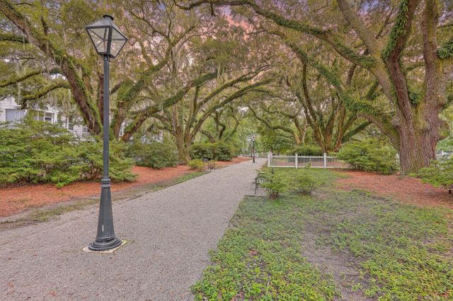 1032 Avenue Of Oaks, Charleston, SC 29407