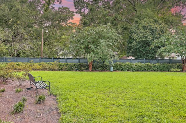 1032 Avenue Of Oaks, Charleston, SC 29407