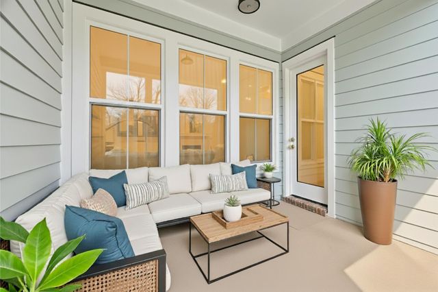 1032 Avenue Of Oaks, Charleston, SC 29407