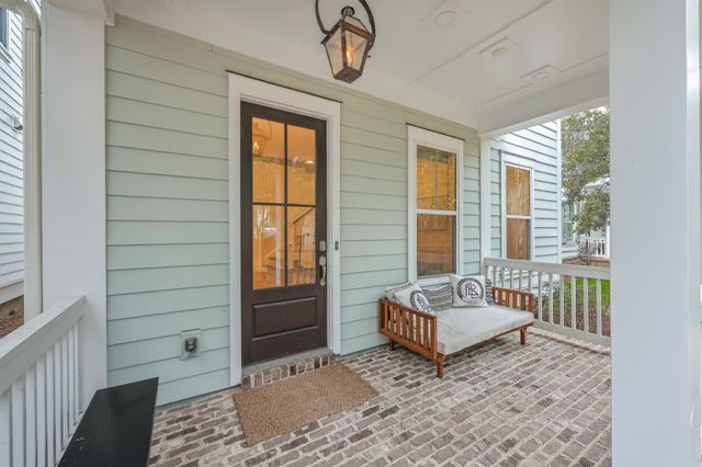 1032 Avenue Of Oaks, Charleston, SC 29407