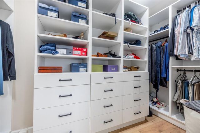 1055 Downing NE Court, Marietta, GA 30068