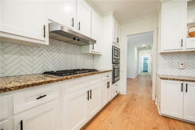 1055 Downing NE Court, Marietta, GA 30068