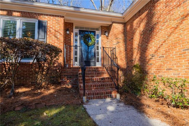 1055 Downing NE Court, Marietta, GA 30068