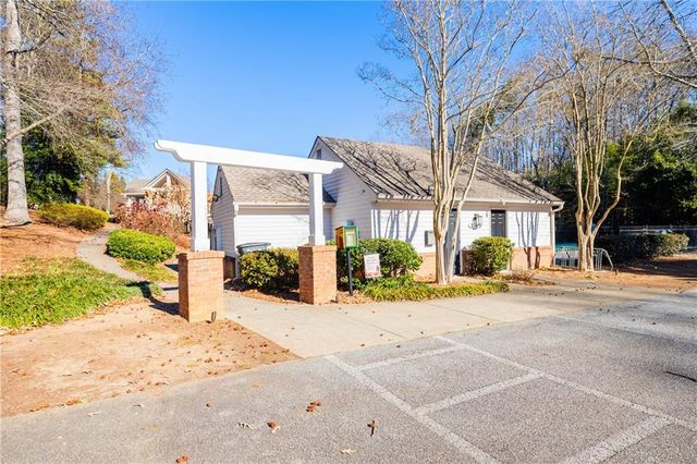 1055 Downing NE Court, Marietta, GA 30068