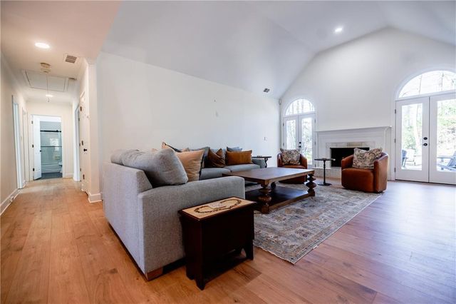 1055 Downing NE Court, Marietta, GA 30068