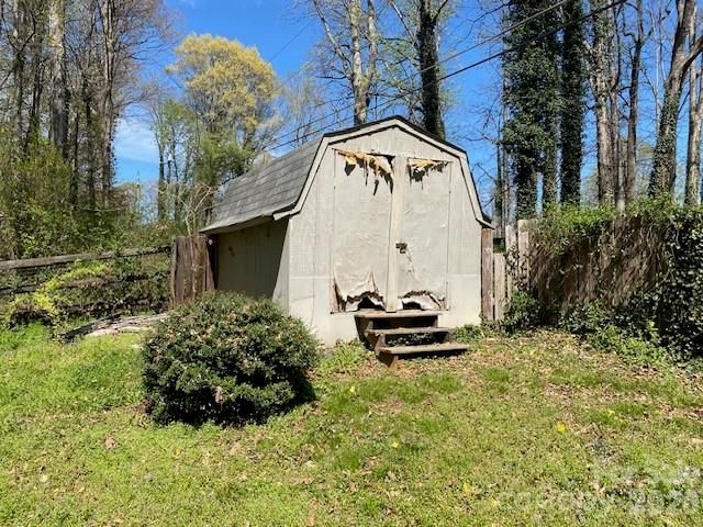 517 Camelot Drive, Statesville, NC 28625