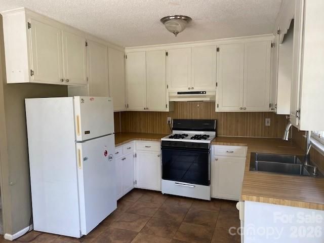 517 Camelot Drive, Statesville, NC 28625