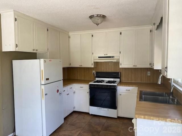 517 Camelot Drive, Statesville, NC 28625