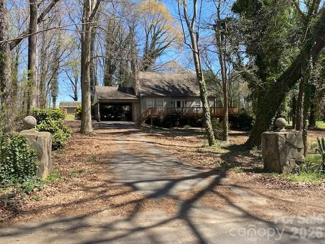 517 Camelot Drive, Statesville, NC 28625