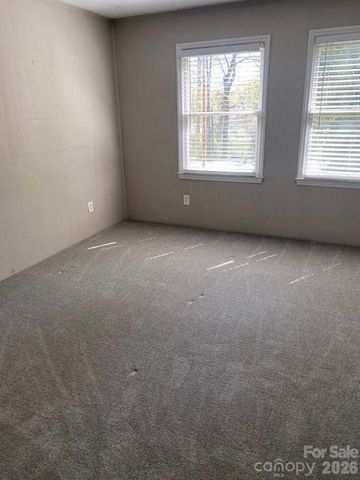 517 Camelot Drive, Statesville, NC 28625