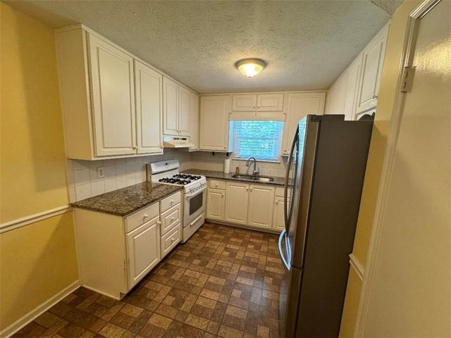 3187 Montheath Pass, Duluth, GA 30096