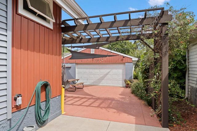 157 Jackson Street, Madison, WI 53704
