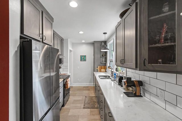 157 Jackson Street, Madison, WI 53704