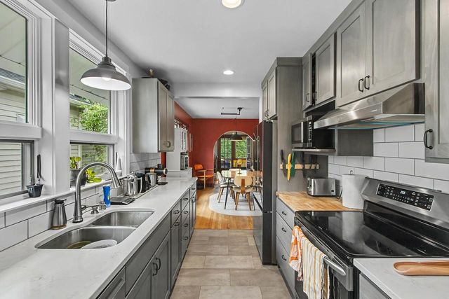 157 Jackson Street, Madison, WI 53704