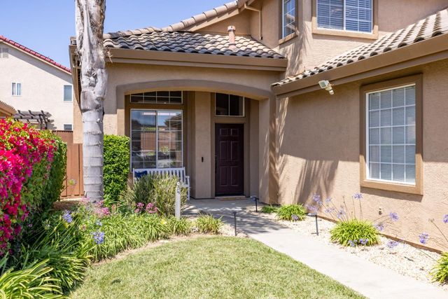 345 Chardonnay Drive, Salinas, CA 93906