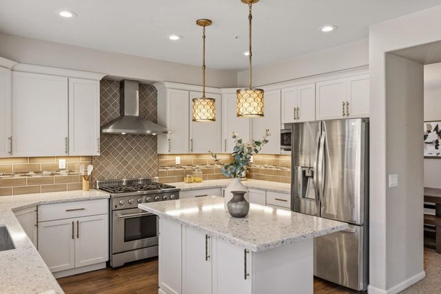 345 Chardonnay Drive, Salinas, CA 93906