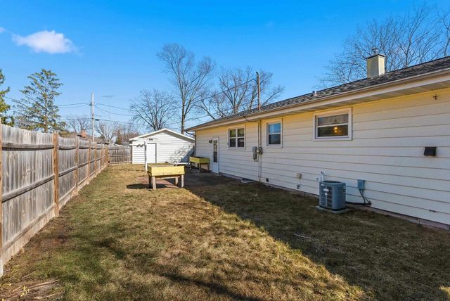 140 FRIENDSHIP STREET, North Fond Du Lac, WI 54937