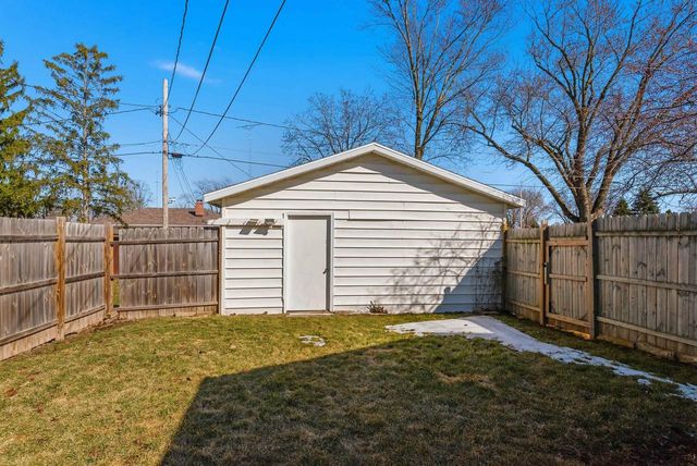 140 FRIENDSHIP STREET, North Fond Du Lac, WI 54937