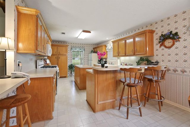 13825 Midway Drive, Willis, TX 77318