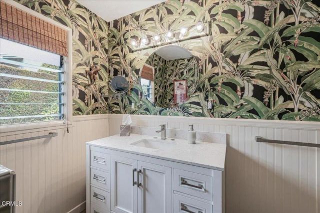 218 Palomares Avenue, Ventura, CA 93003