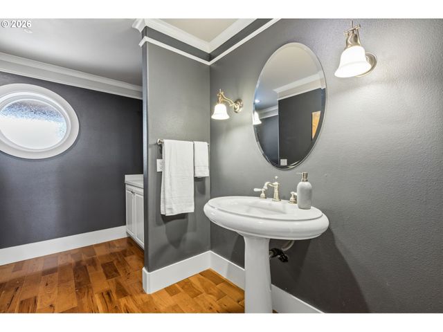 16800 Nw ELLIOT Rd, Portland, OR 97231