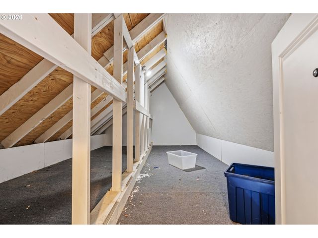 16800 Nw ELLIOT Rd, Portland, OR 97231
