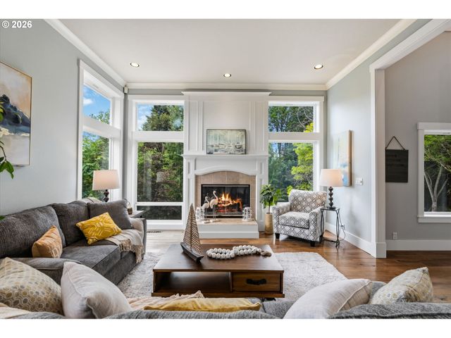 16800 Nw ELLIOT Rd, Portland, OR 97231