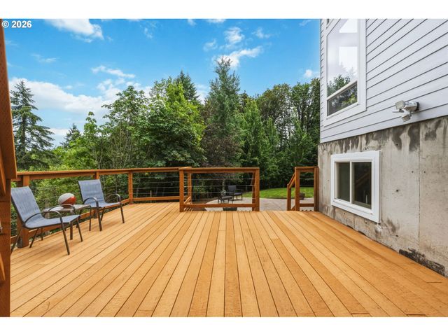 16800 Nw ELLIOT Rd, Portland, OR 97231