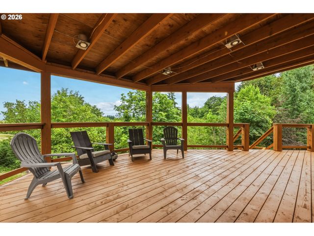 16800 Nw ELLIOT Rd, Portland, OR 97231