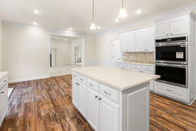 6623 Gap Point Circle, Sherwood, AR 72120